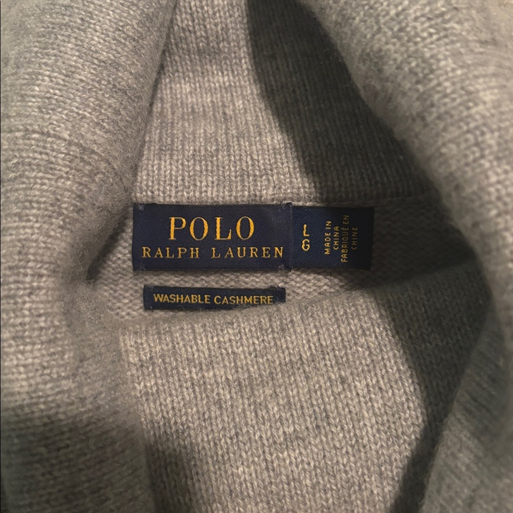 Polo Ralph Lauren Light Gray Turtleneck Cashmere Sweater - Picture 4 of 4